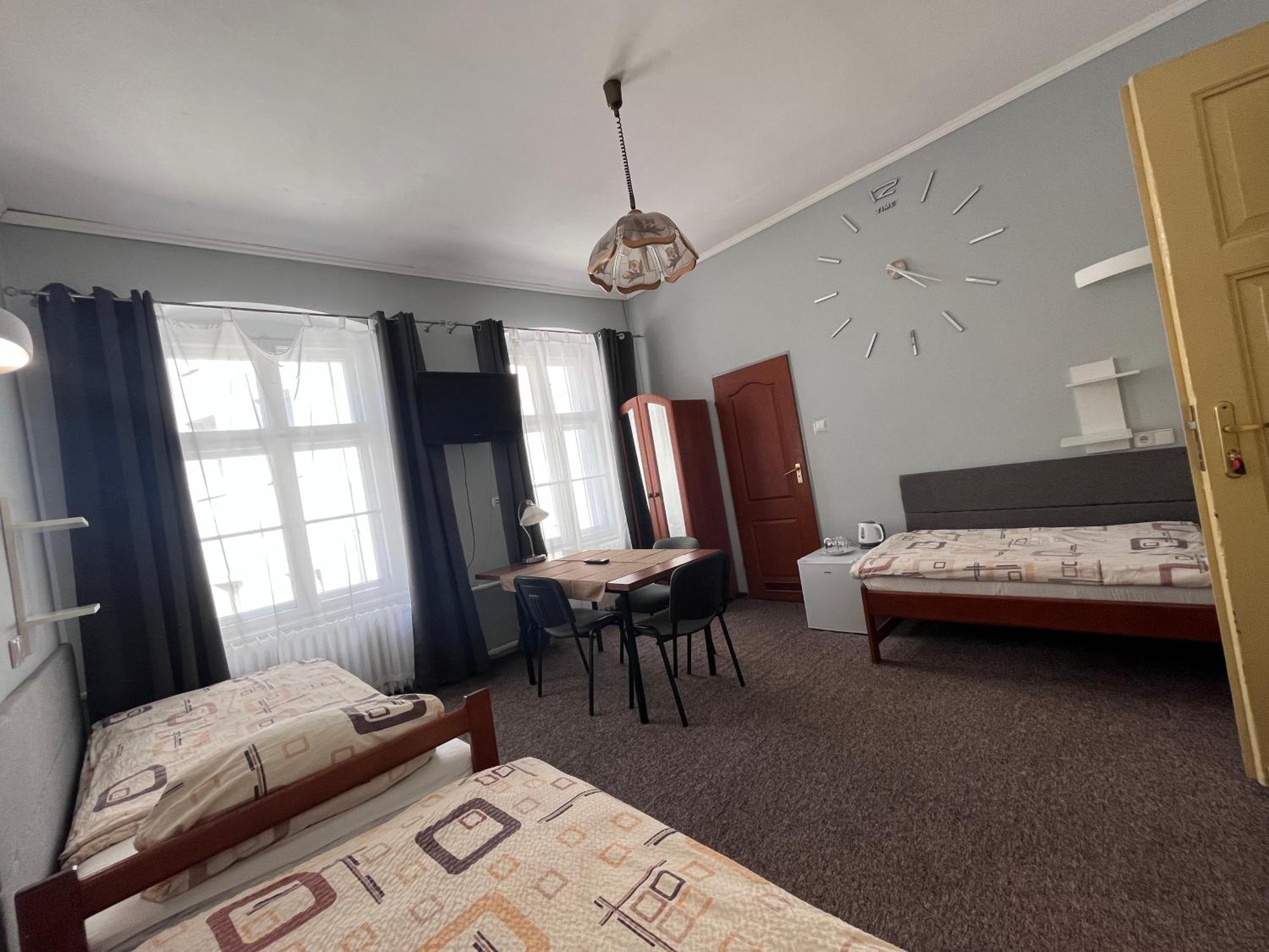 Hotel Polonia Namysłów Kültér fotó