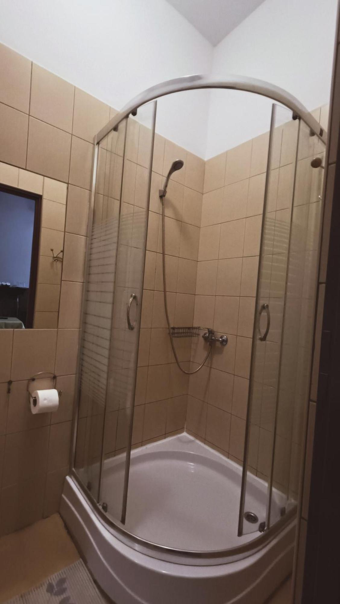 Hotel Polonia Namysłów Kültér fotó