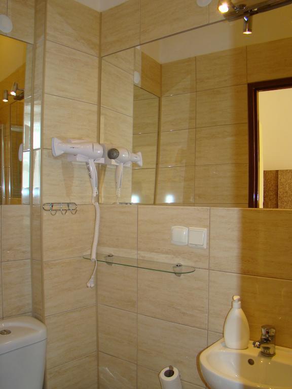 Hotel Polonia Namysłów Szoba fotó