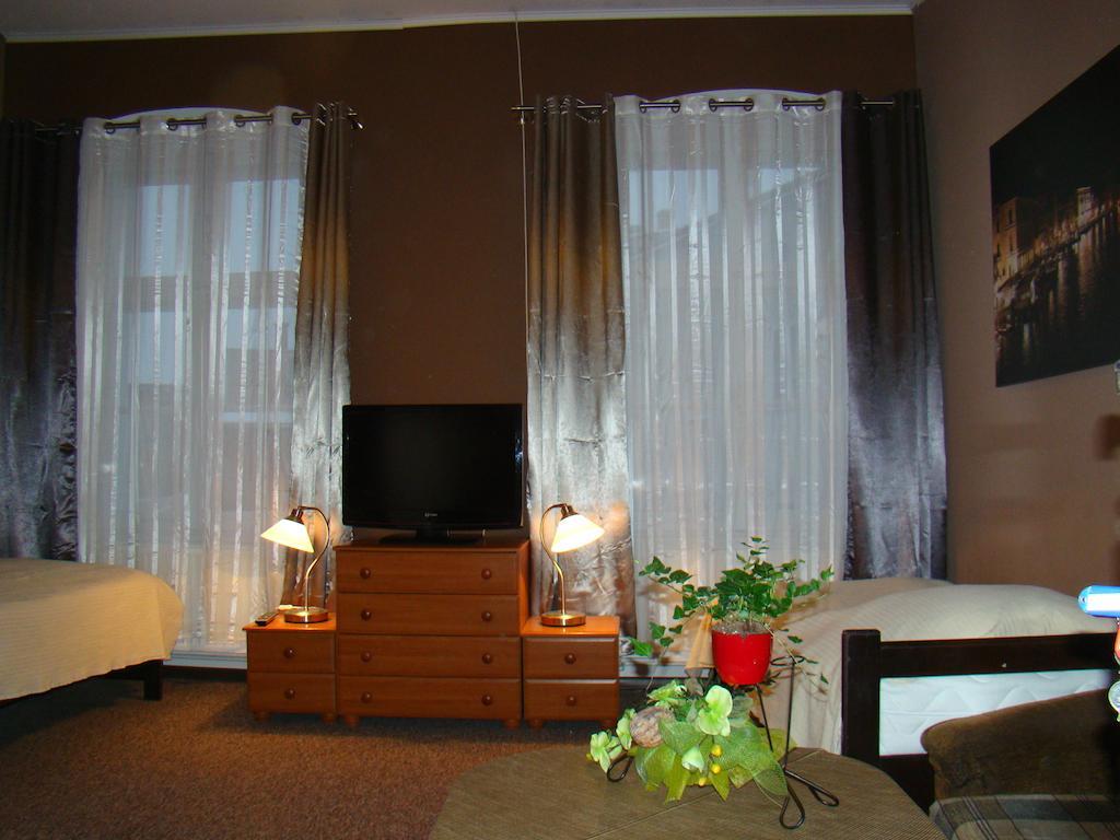 Hotel Polonia Namysłów Szoba fotó