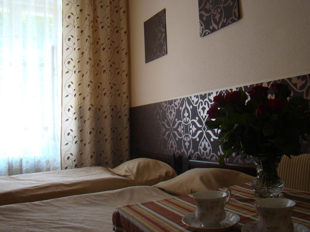 Hotel Polonia Namysłów Szoba fotó